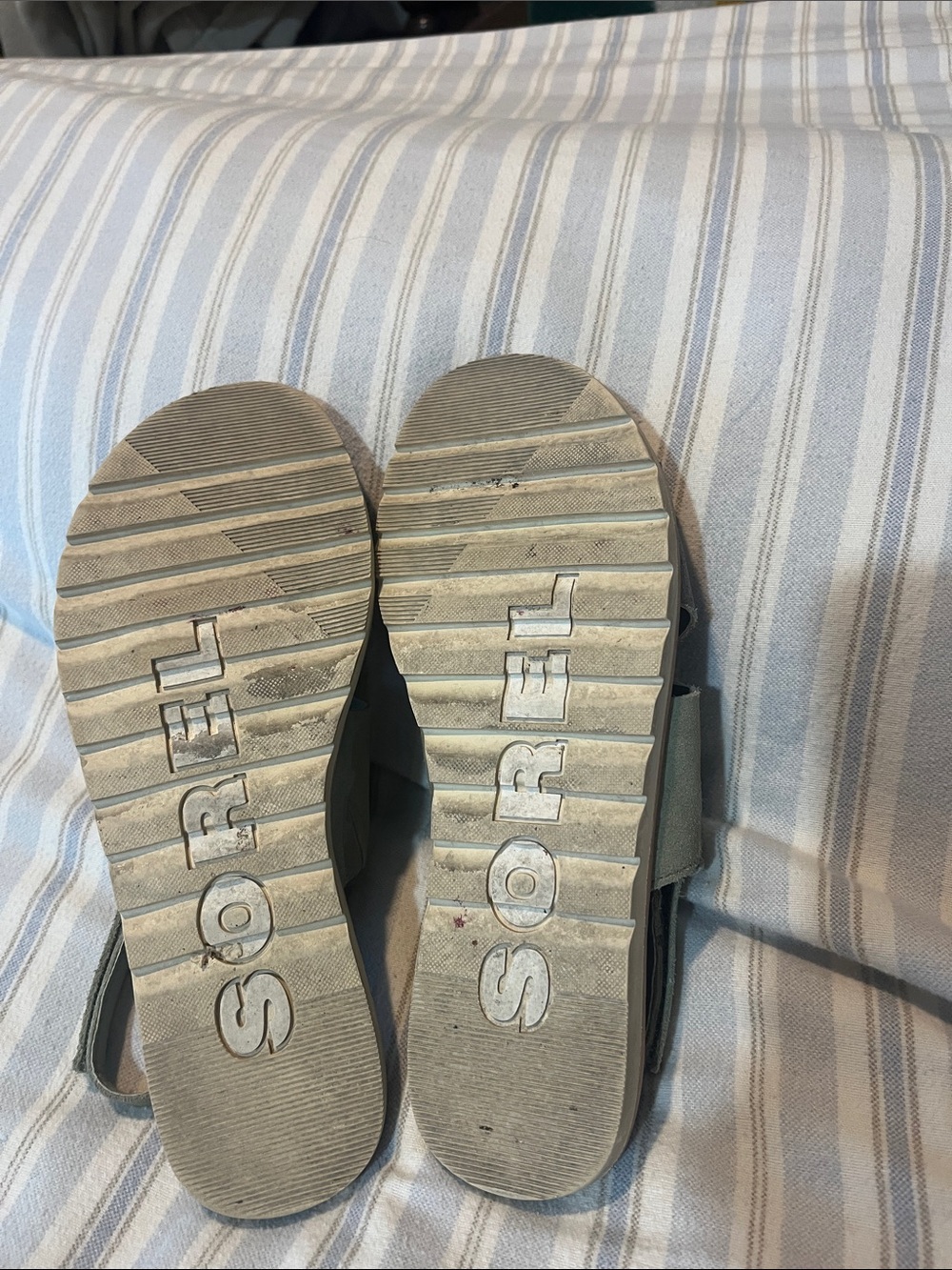 Sorel Ella II Sage Olive Sandals - Picture 7 of 8